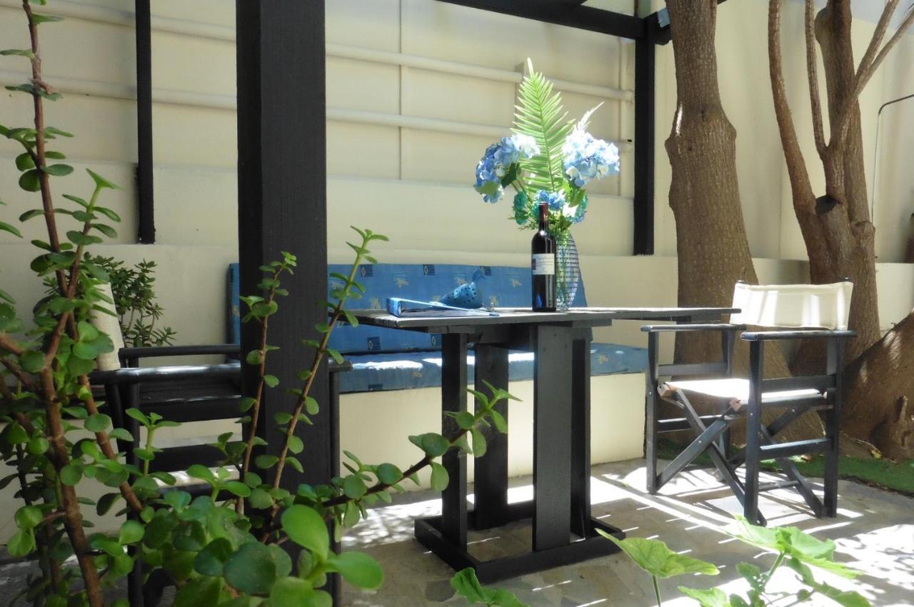 Julies Apartments Kokkini Hani エクステリア 写真