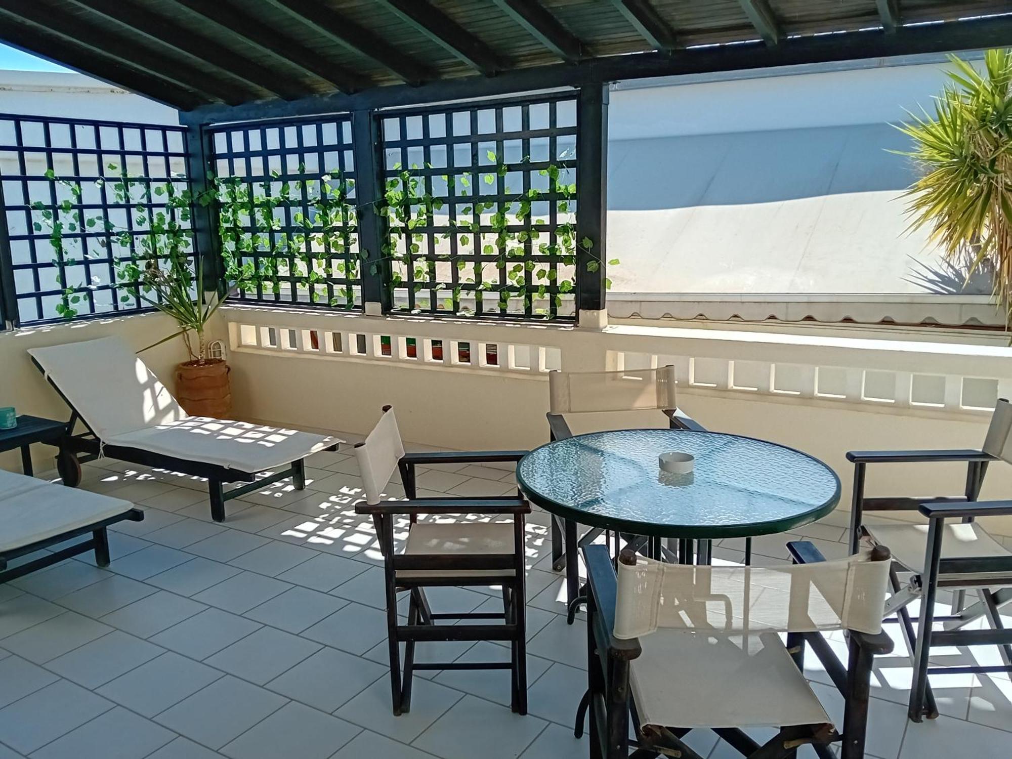 Julies Apartments Kokkini Hani エクステリア 写真